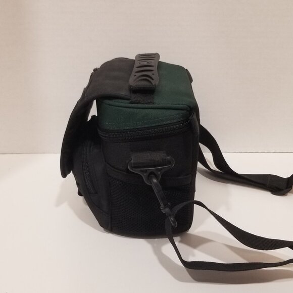 Lowepro Nova Micro AW Camera Shoulder Bag (Forest Green/Black), EUC - Picture 5 of 13